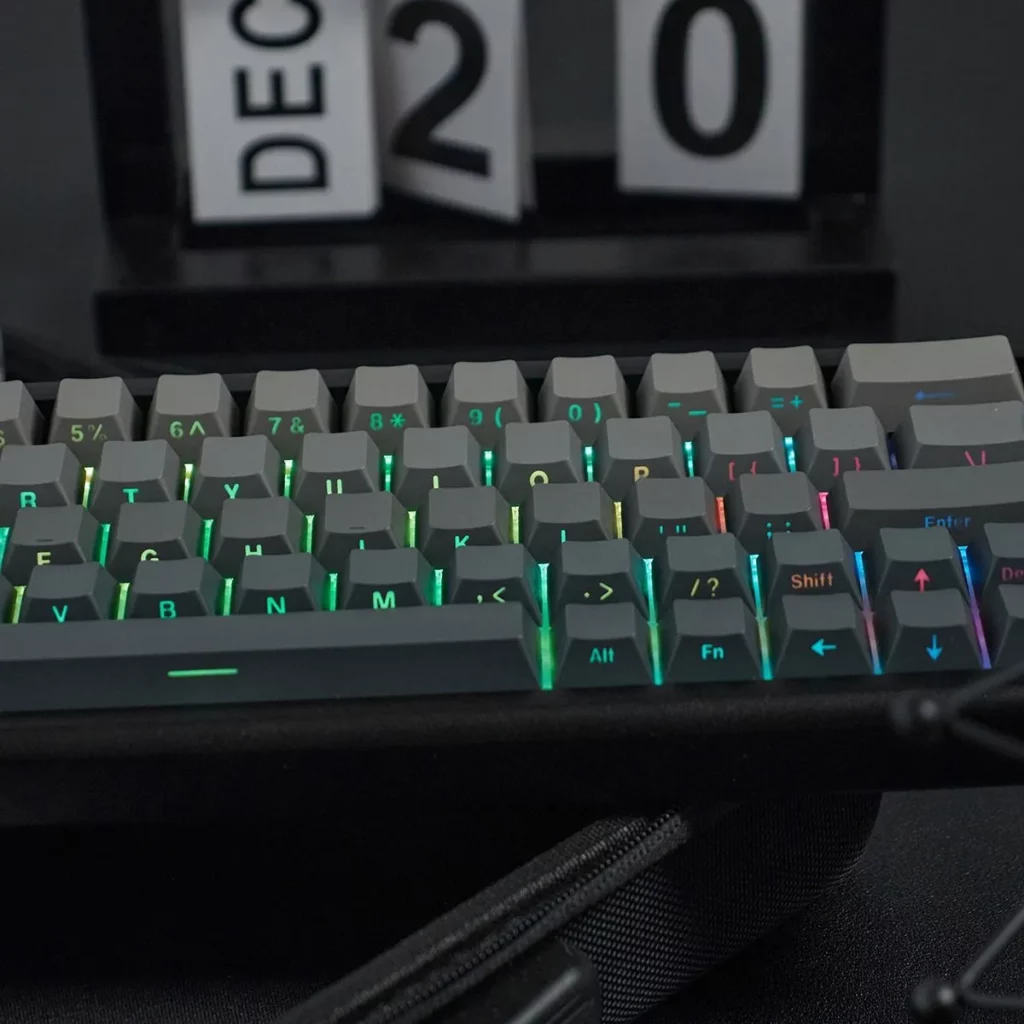 polar-day-oem-keycap-set-front