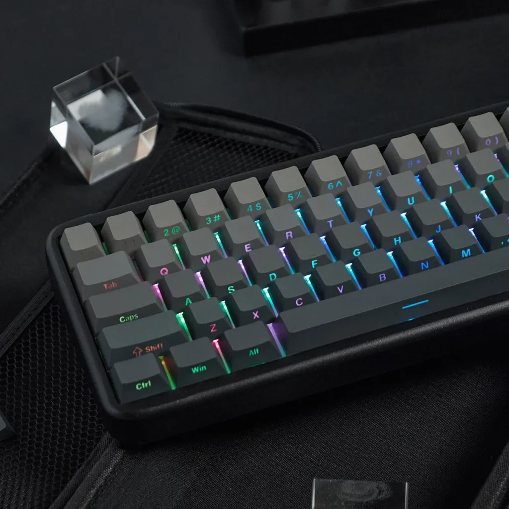 polar-day-oem-keycap-set-side