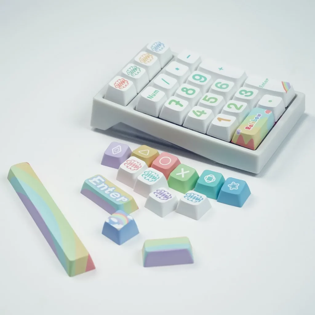rainbow-themed-mda-keycap-set-front3