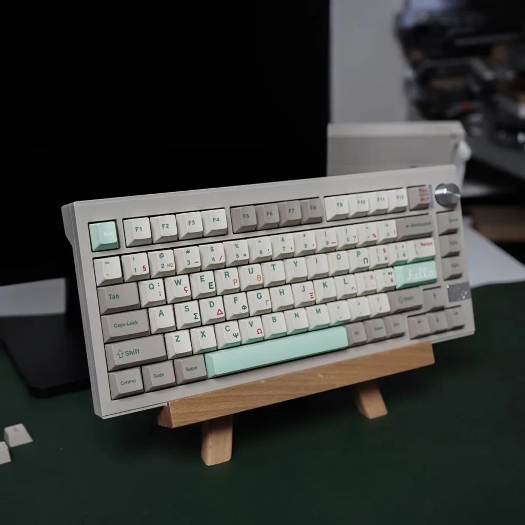 retro-green-greek-oem-keycap-set-side4