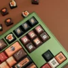 retro-t-shirt-oem-keycap-set-side