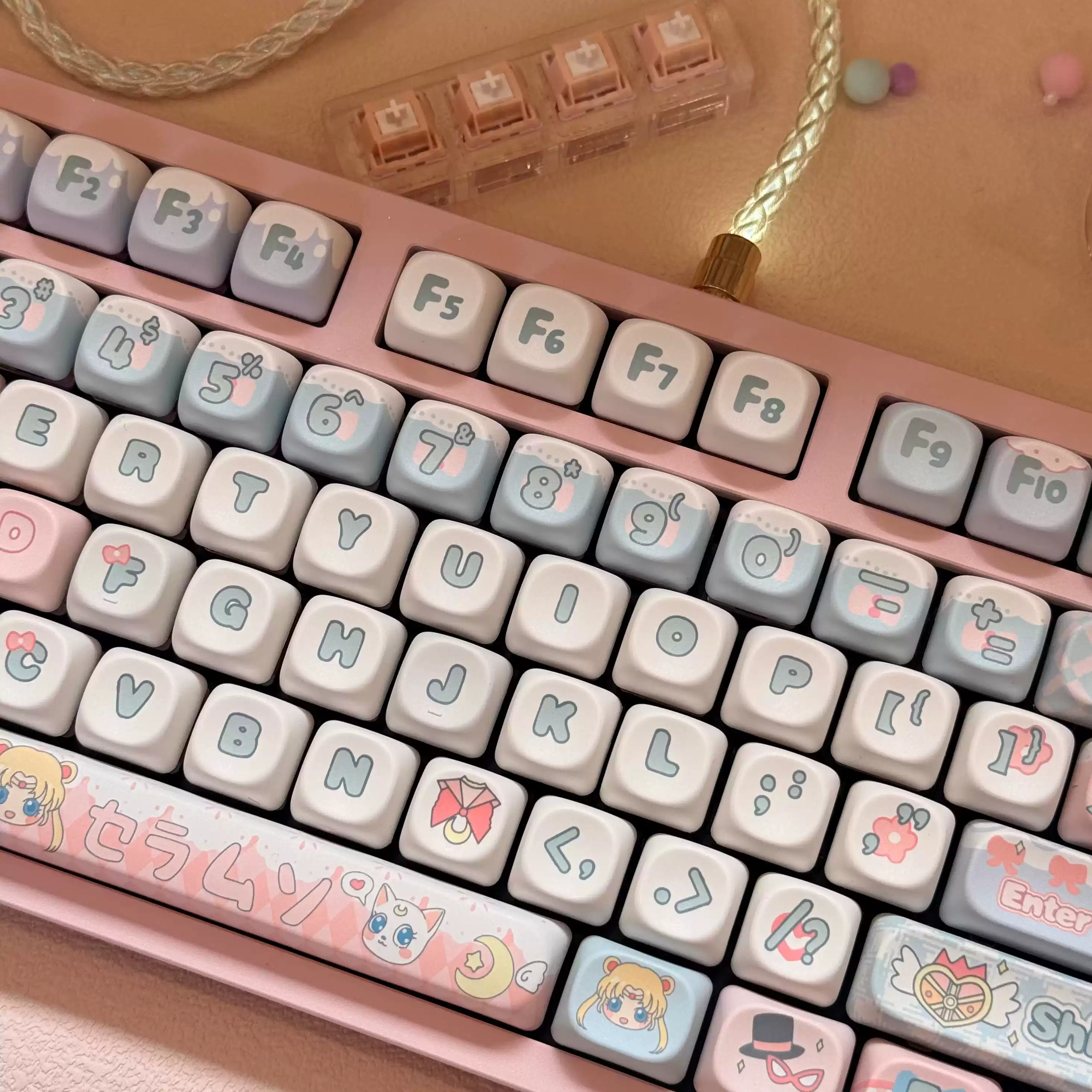 sailor-moon-usagi-tsukino-qversion-keycapset-5