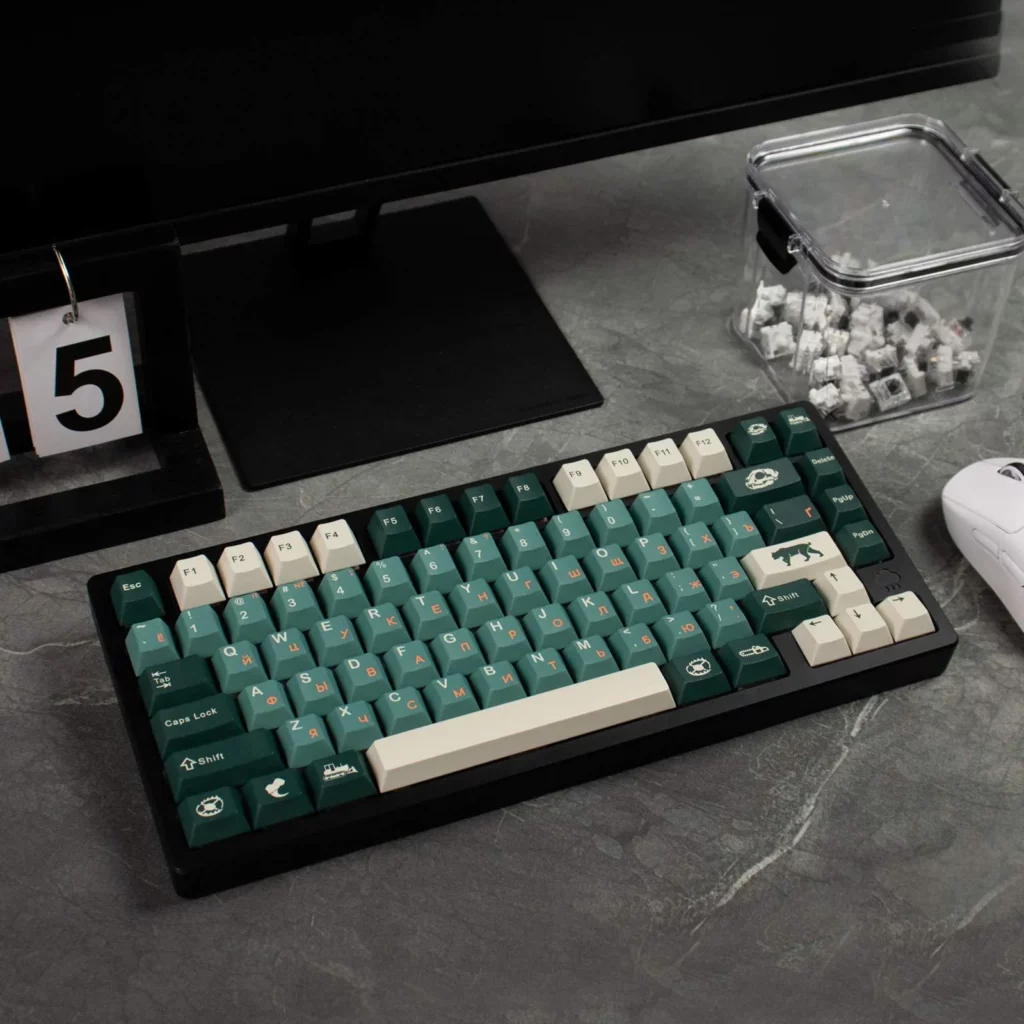 silent-forest-oem-keycap-set-side3