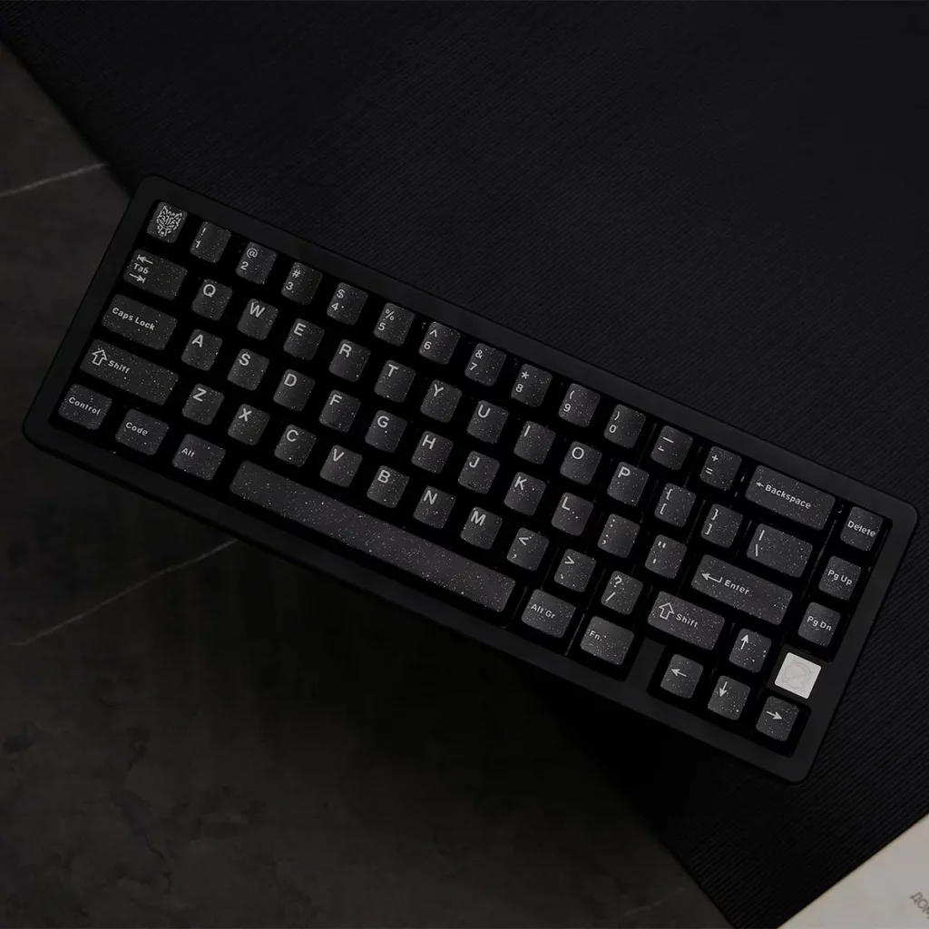sparkling-black-oem-minimal-keycap-set-side3