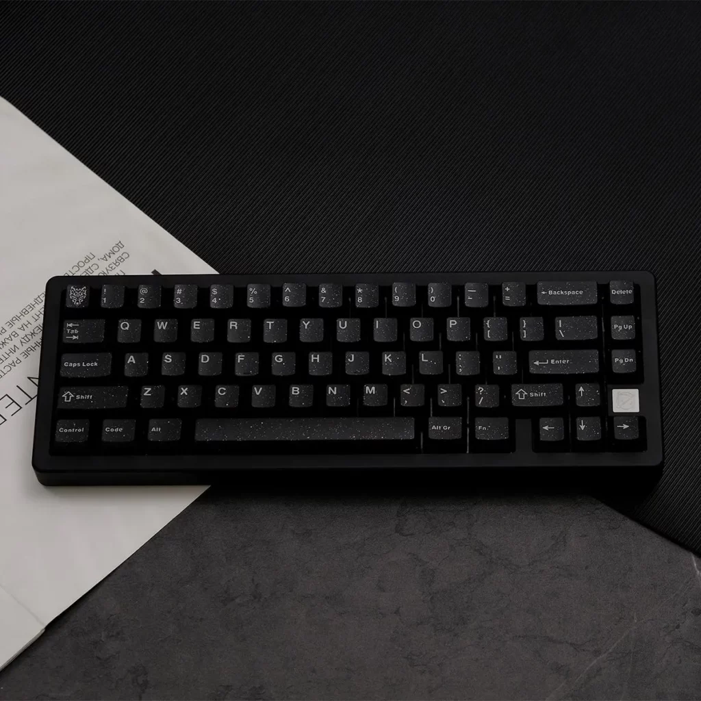 sparkling-black-oem-minimal-keycap-set-upfront