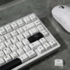 storm-black-white-oem-keycap-set-side2