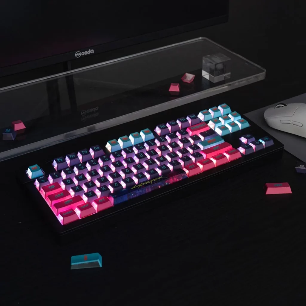 three-sided-translucent-oem-keycap-set-side2