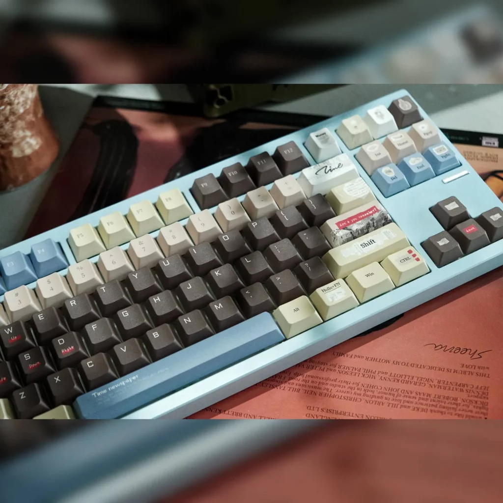 time-newspaper-oem-keycap-set-side2