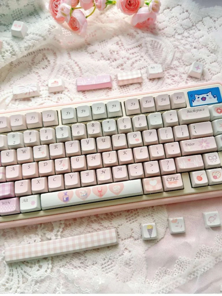 tipsy-moments-keycap-set-upfront4