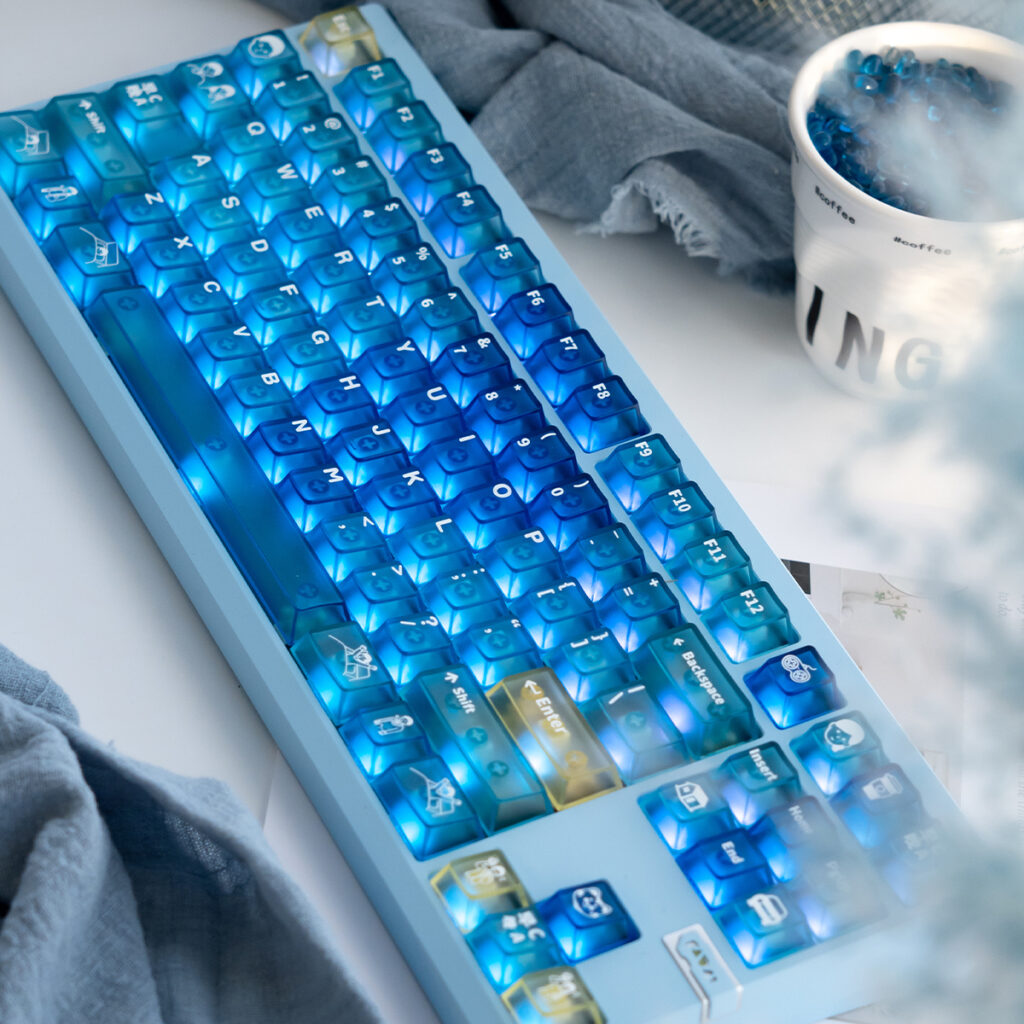 translucent-gradient-bluemist-oem-keycap-set-side