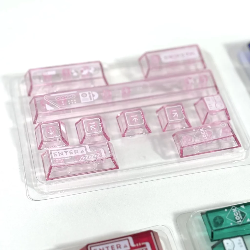 transparent-earth-sound-supplement-keycap-set-pink