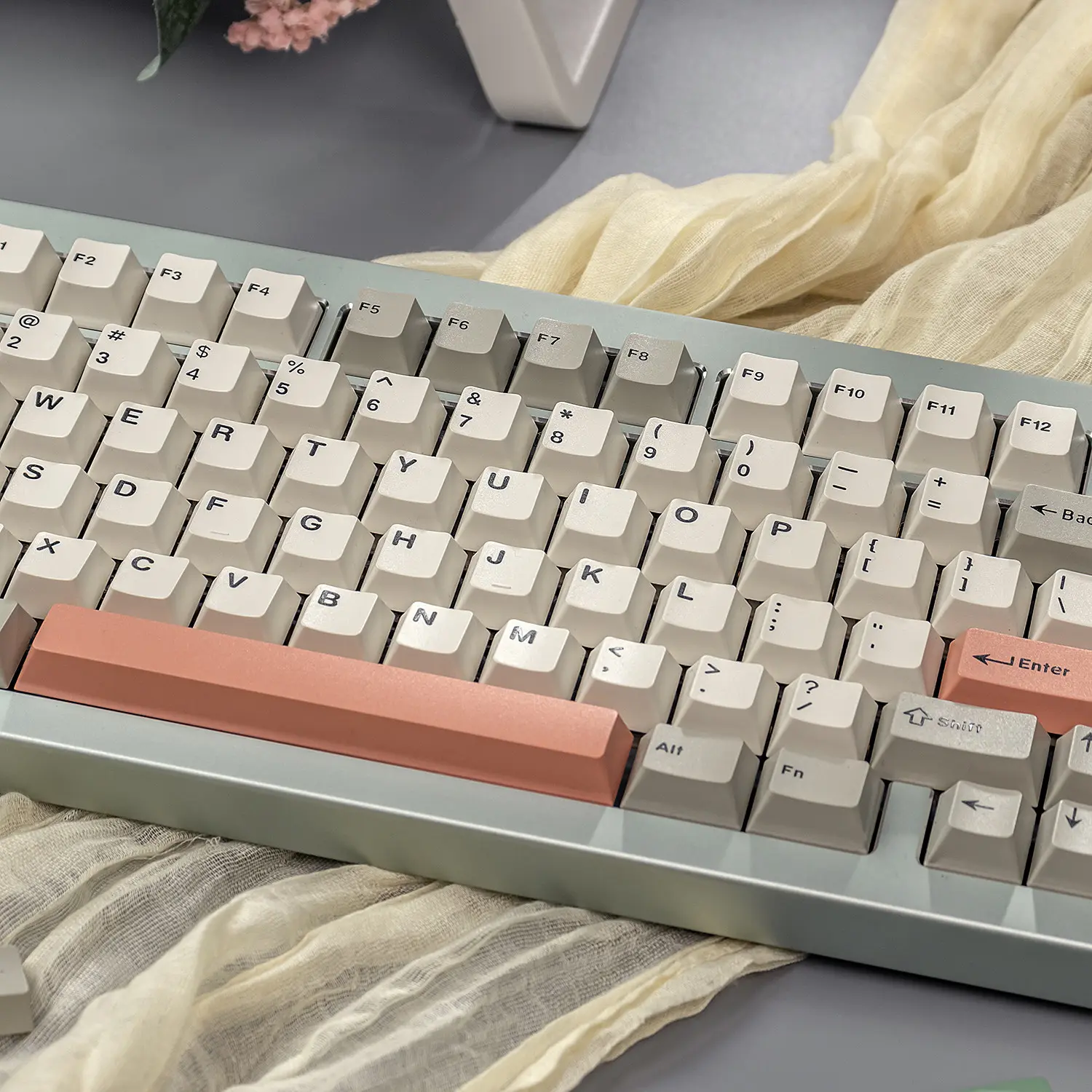 two-color-9009-oem-keycap-set-4