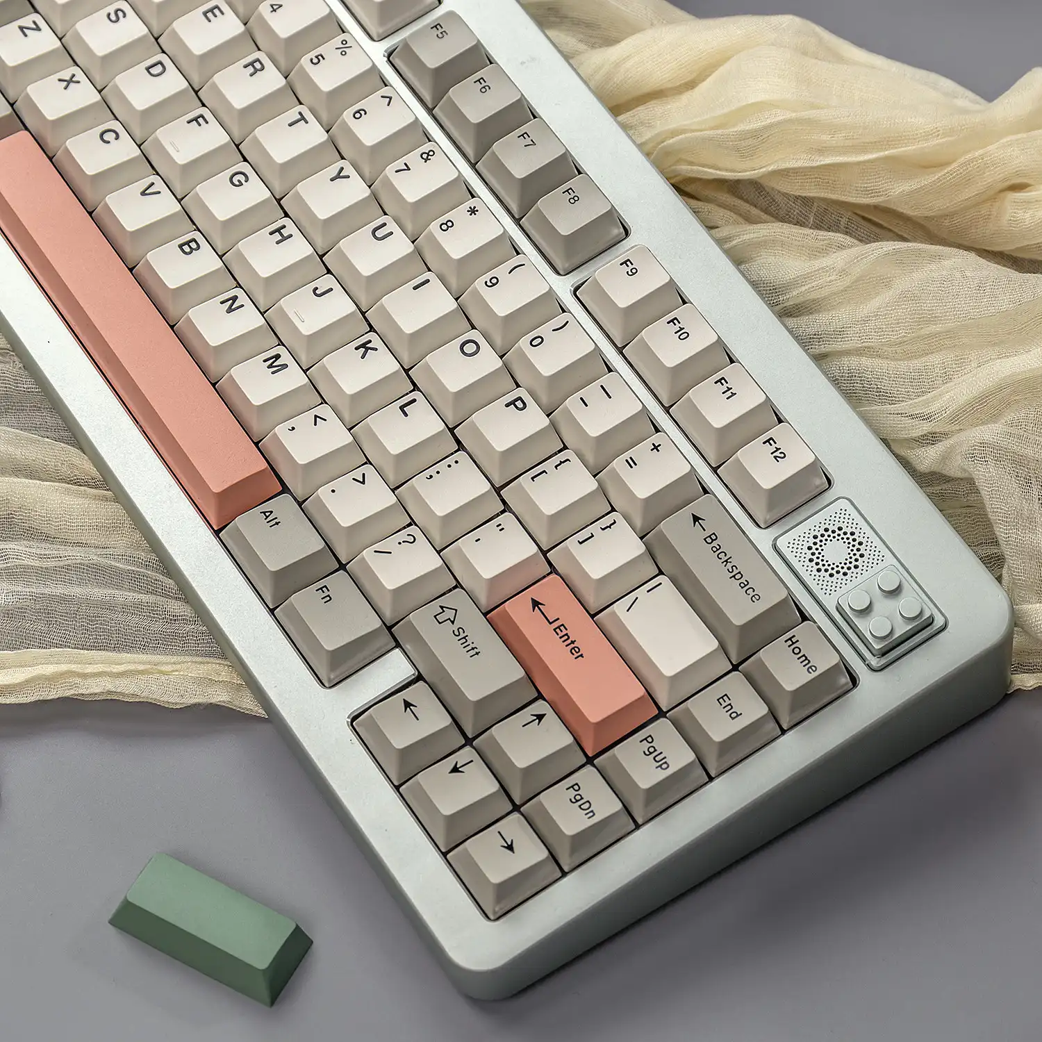 two-color-9009-oem-keycap-set-5