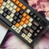 vanessa-calico-cat-oem-keycap-set-side2