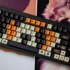 vanessa-calico-cat-oem-keycap-set-upfront2