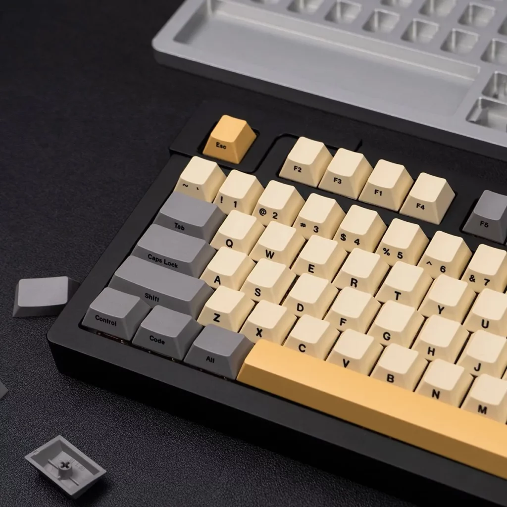 vibrant-stylish-oem-keycap-set-side3
