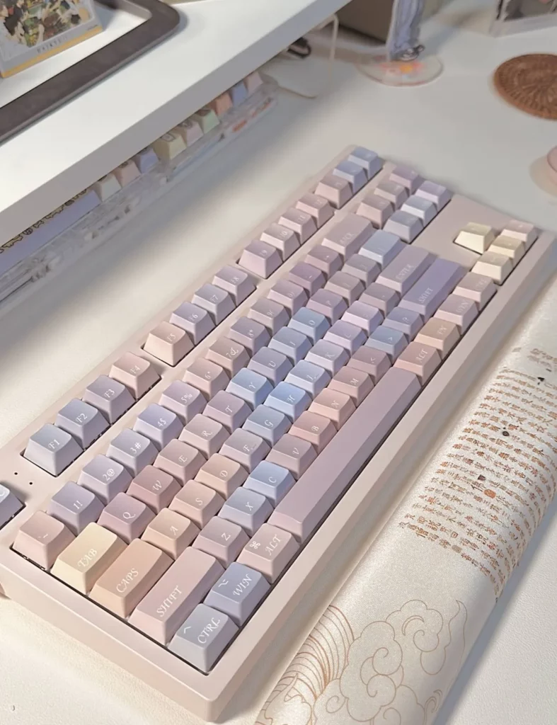 water-lily-oem-keycap-set-frontlettering