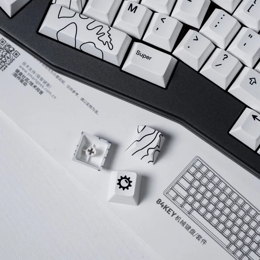 white-canyon-oem-keycap-set-upfront2