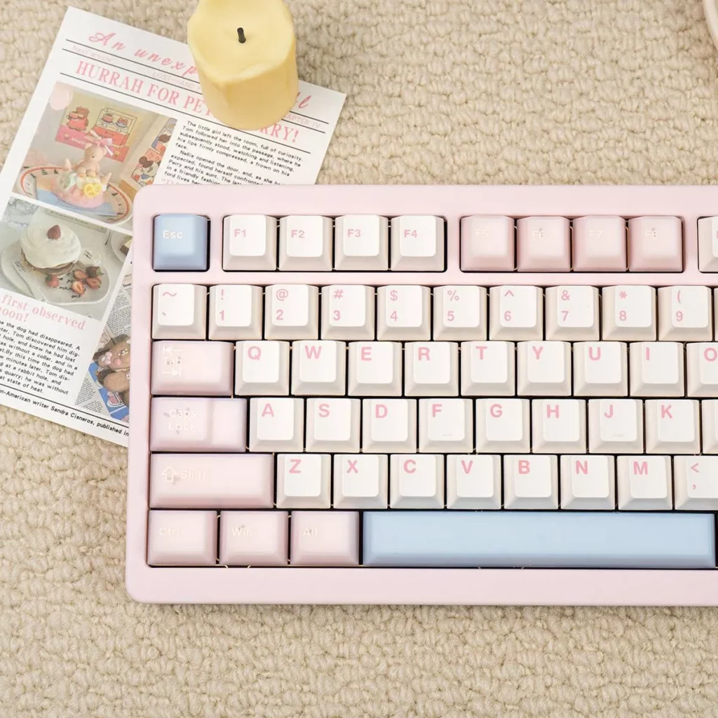 white-peach-oolong-oem-keycap-set-side