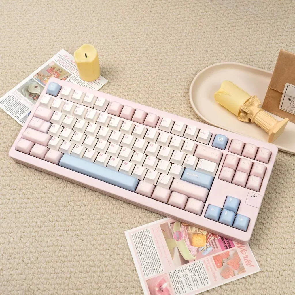 white-peach-oolong-oem-keycap-set-side3