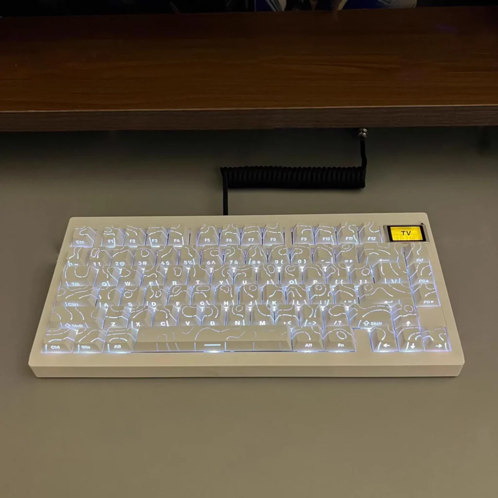 white-translucent-oem-keycap-set-75