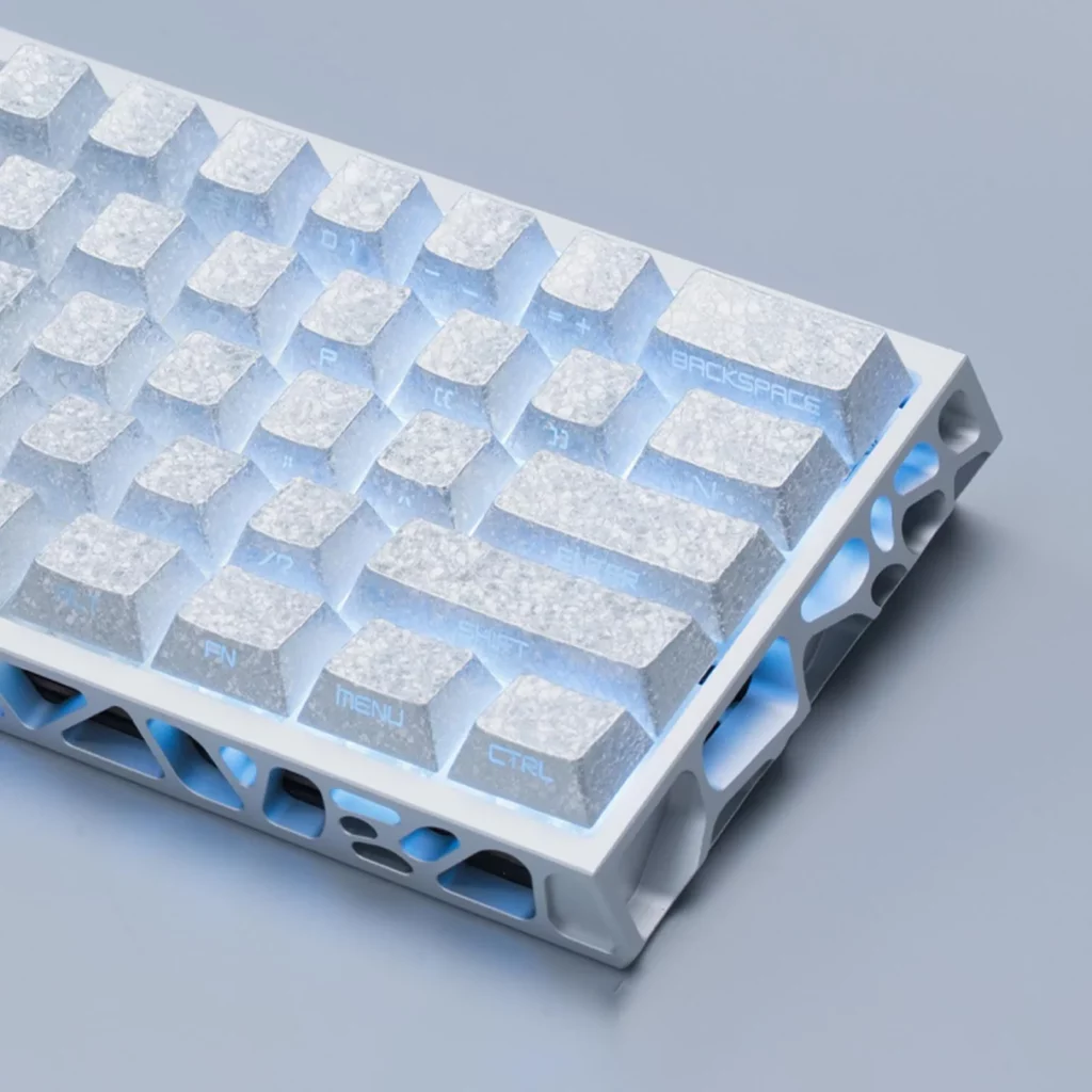 ice-crystal-titanium-oem-keycap-set-side4