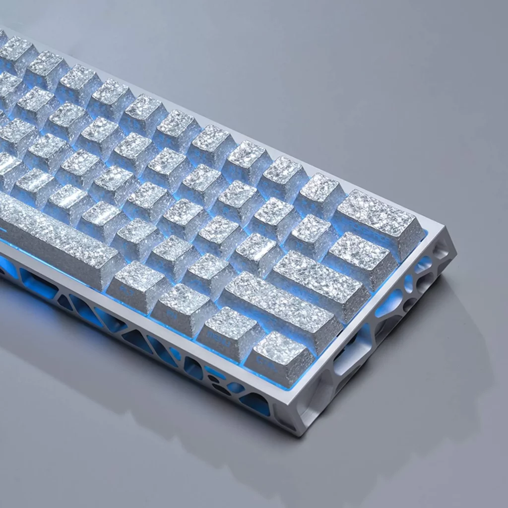 ice-crystal-titanium-oem-keycap-set-side5