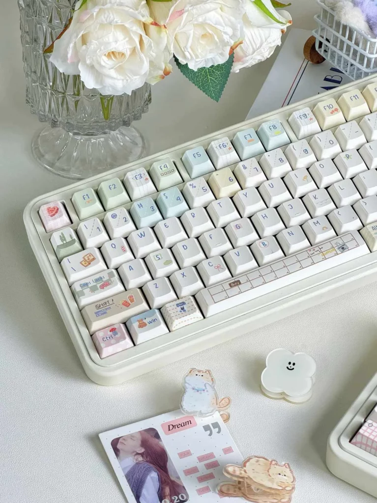 notebook-themed-oem-keycap-set-side