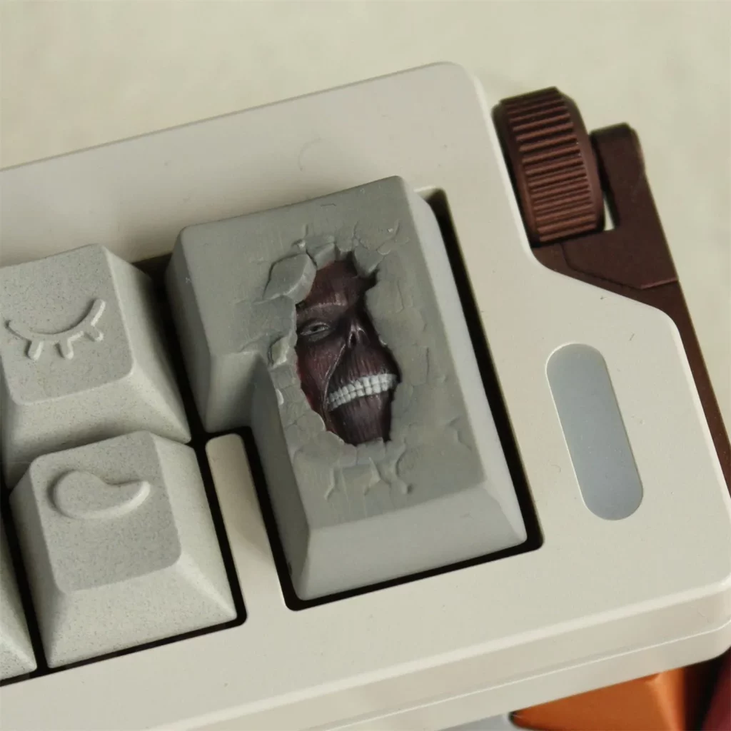 attack-on-titan-titan-keycaps-backspace