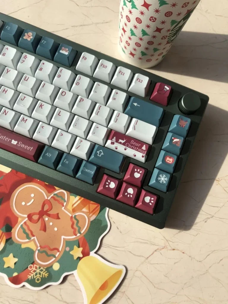 bear-christmas-kca-keycap-set-side