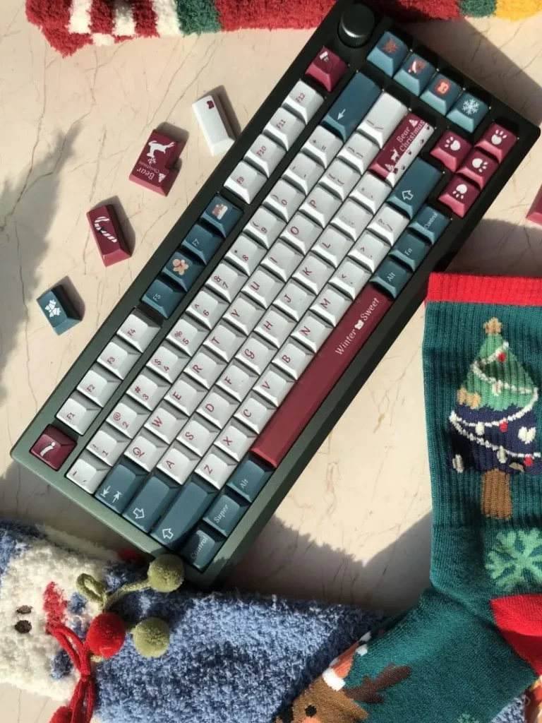 bear-christmas-kca-keycap-set-side3