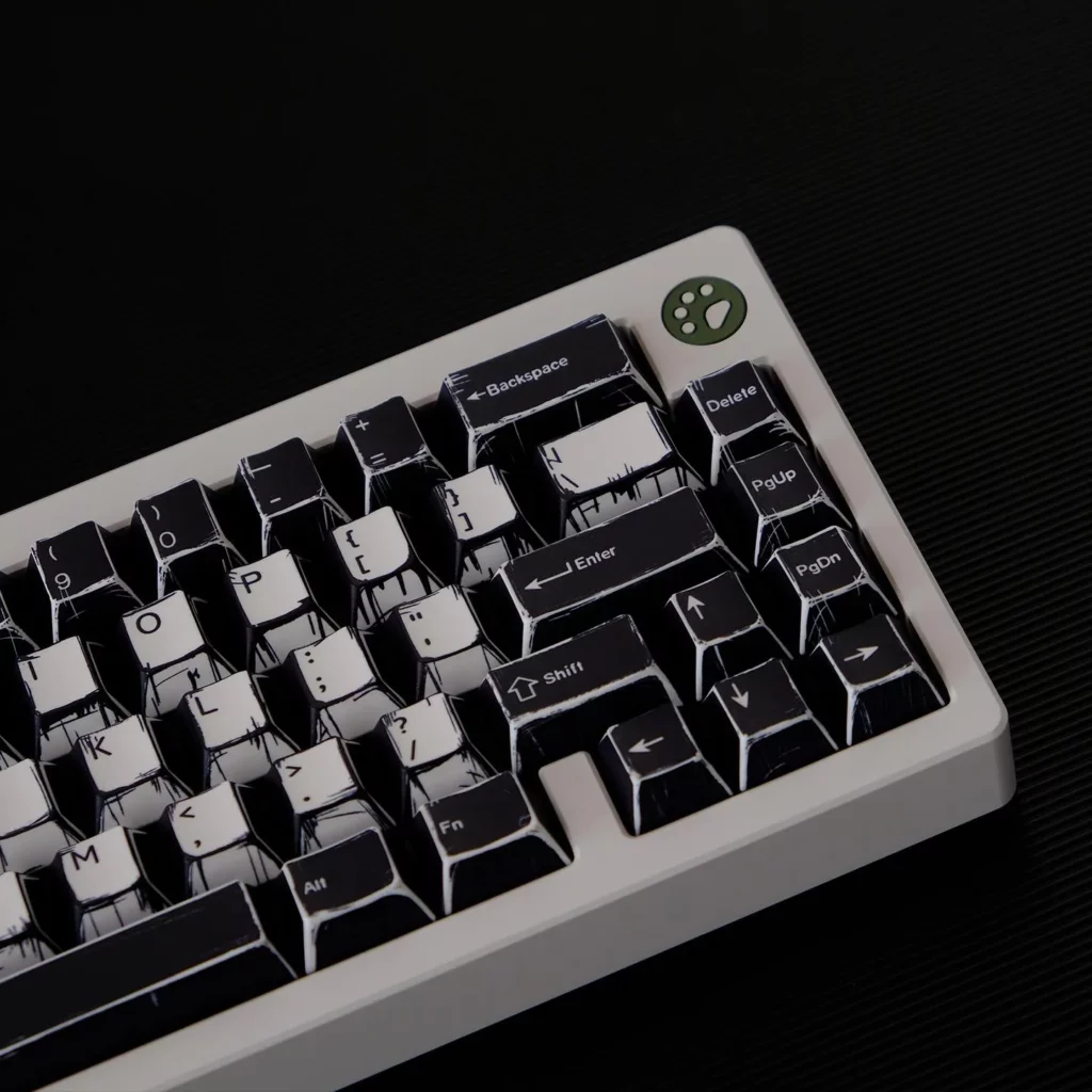 black-white-comics-oem-keycap-set-side2