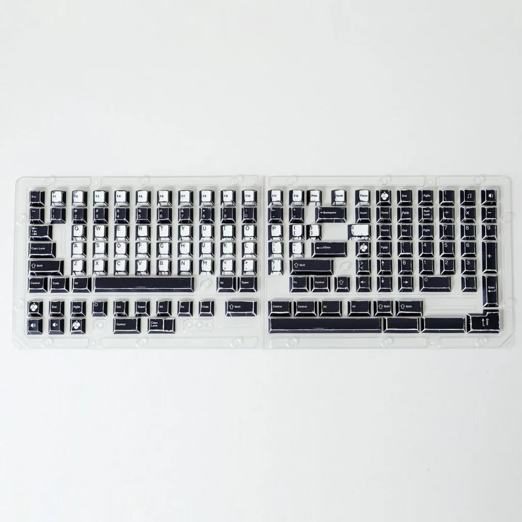 black-white-comics-oem-keycap-set-upfront2