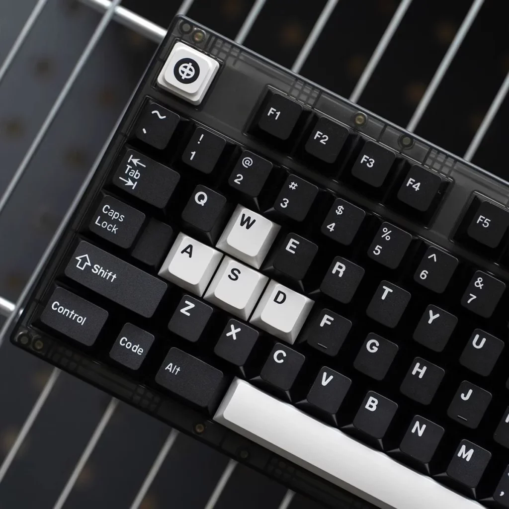 black-white-series-oem-keycap-set-side3