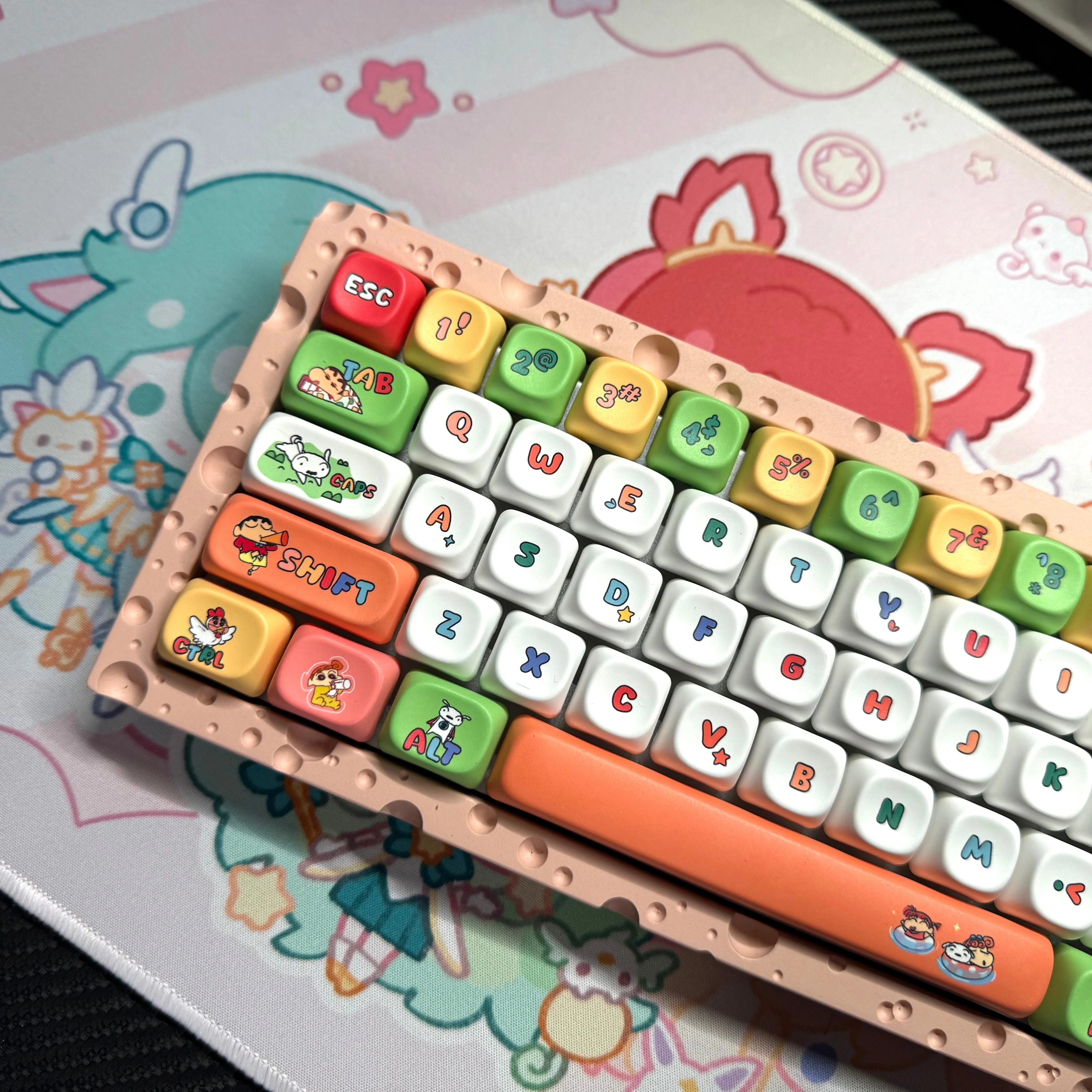 cute-characters-themed-moa-keycap-set-3