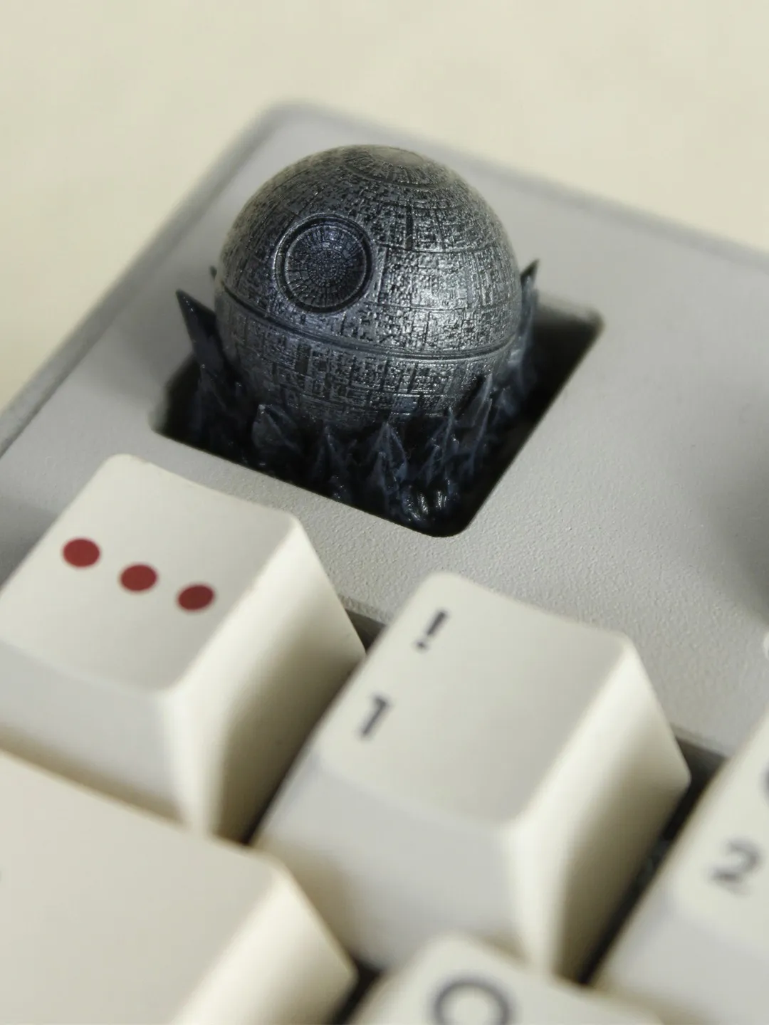 death-star-keycap-upfront