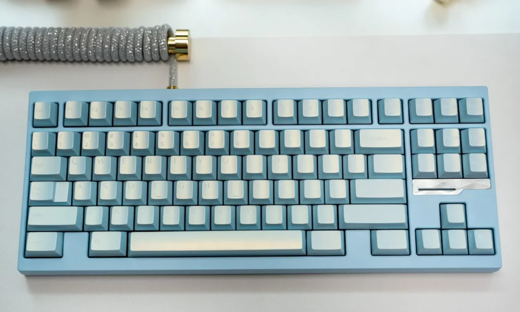 iridescent-pearl-oem-minimal-keycap-set-bluefull