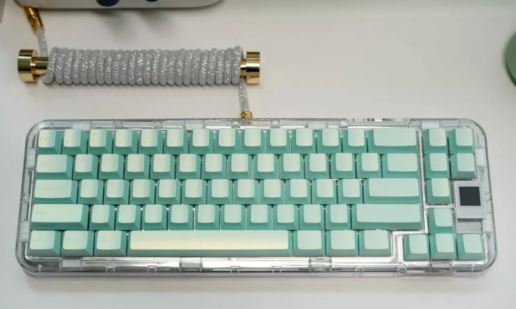 iridescent-pearl-oem-minimal-keycap-set-greenfull
