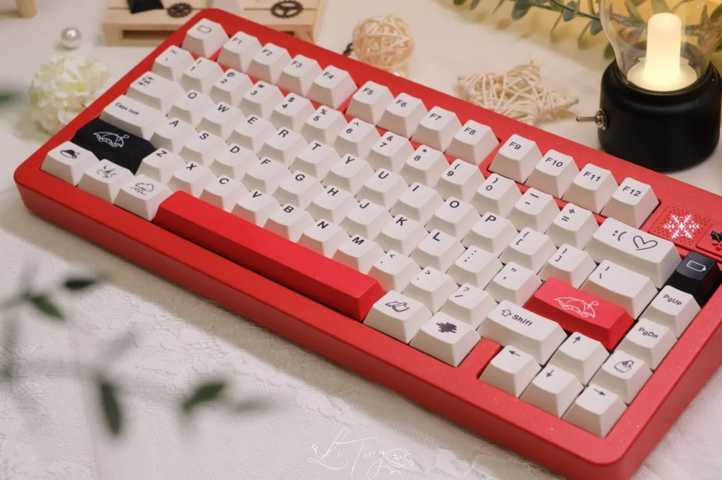 low-battery-oem-keycap-set-side5