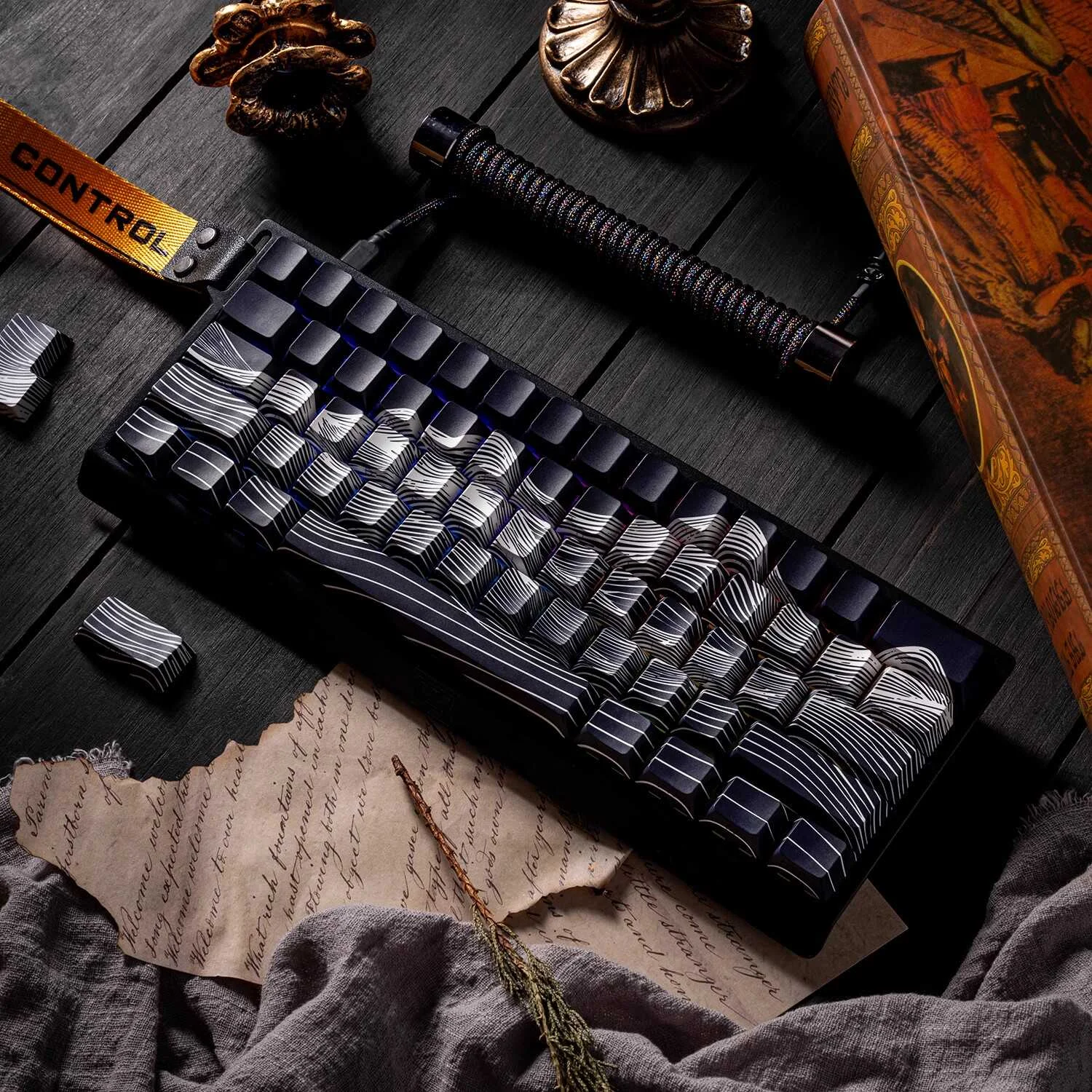 mountains-oem-keycap-set-3