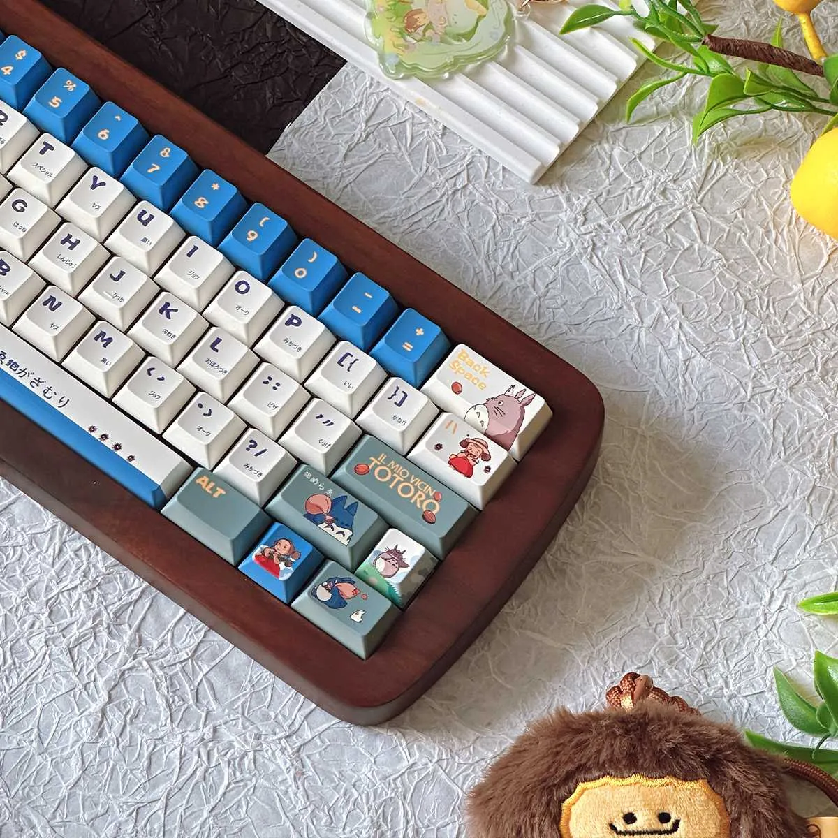 my-neighbor-totoro-themed-oem-keycapset-side2