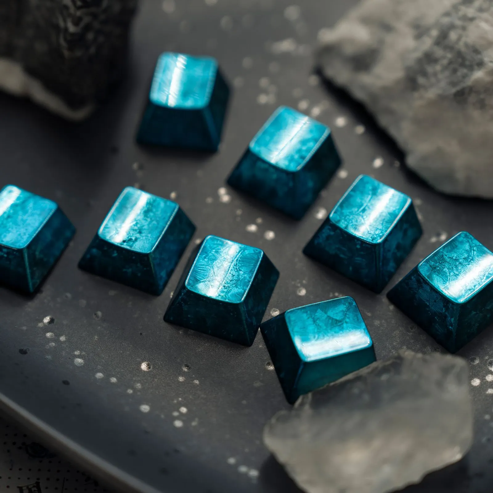 mysterious-crystal-series-oem-supplement-keycapset-front2