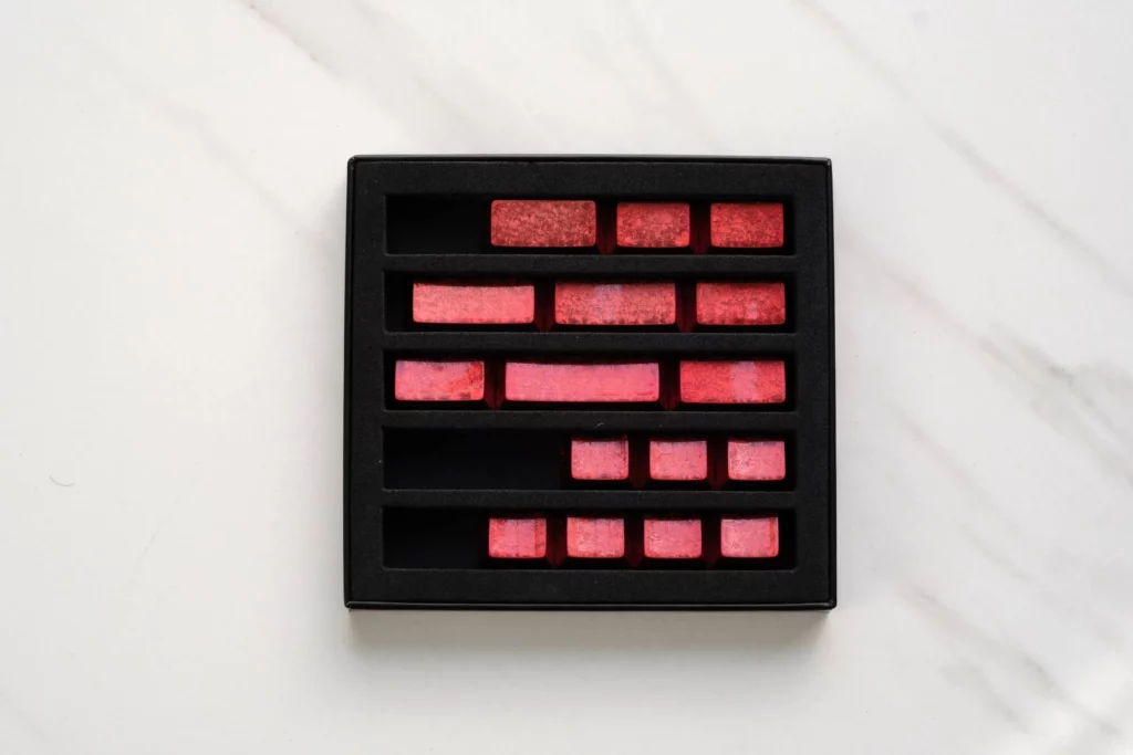 mysterious-crystal-series-oem-supplement-keycapset-red