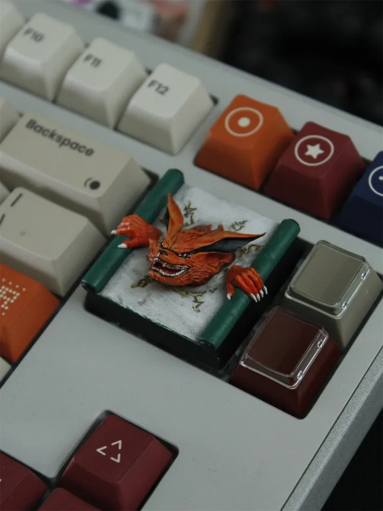 naruto-kurama-keycap-side2
