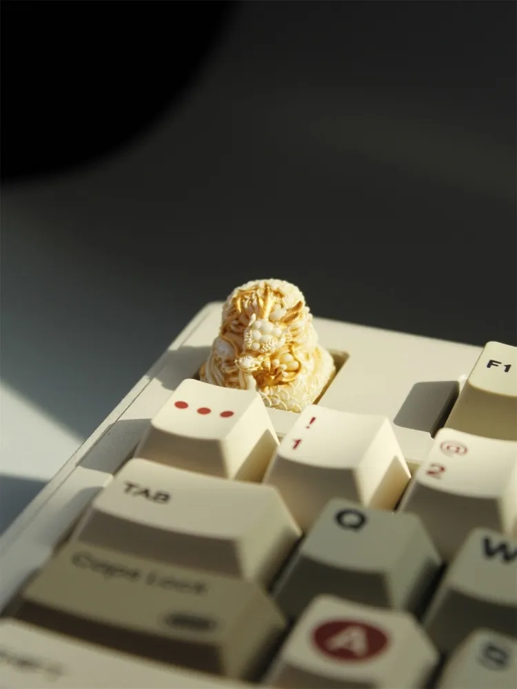 short-horned-chinese-dragon-keycaps-side