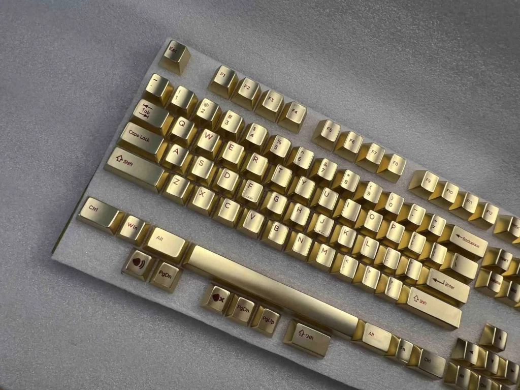 simple-metallic-keycap-set-gold