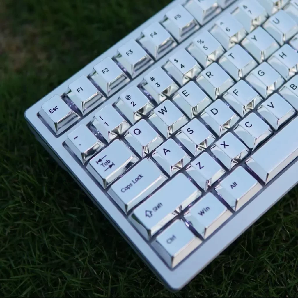 simple-metallic-keycap-set-silverleft
