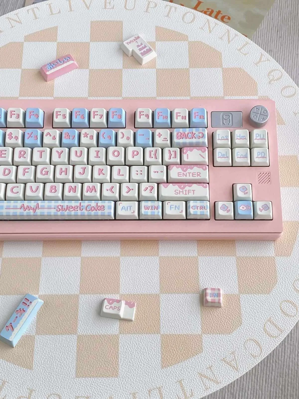 sweet-cake-mda-keycap-set-front