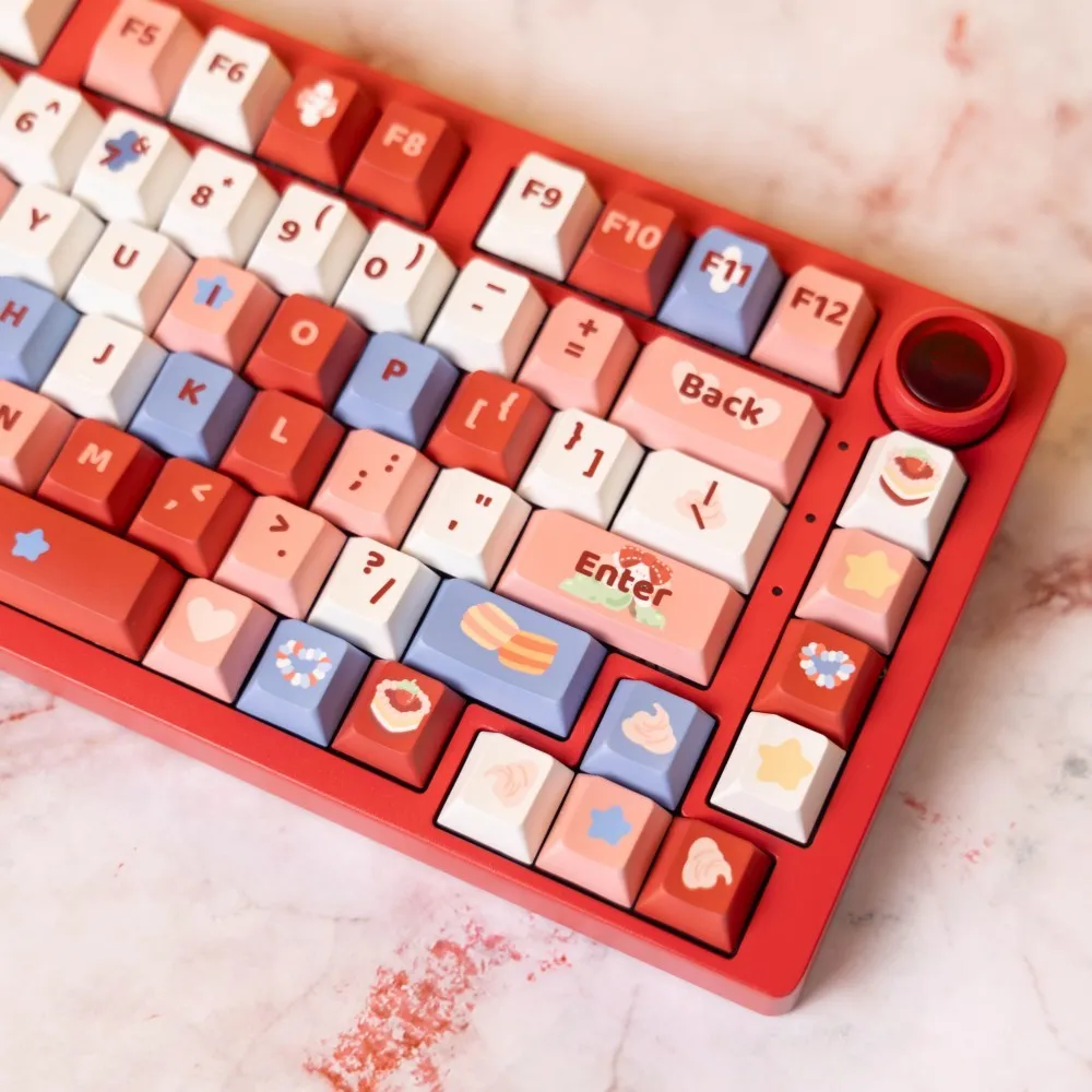 sweet-strawberry-garden-oem-keycap-set-side2