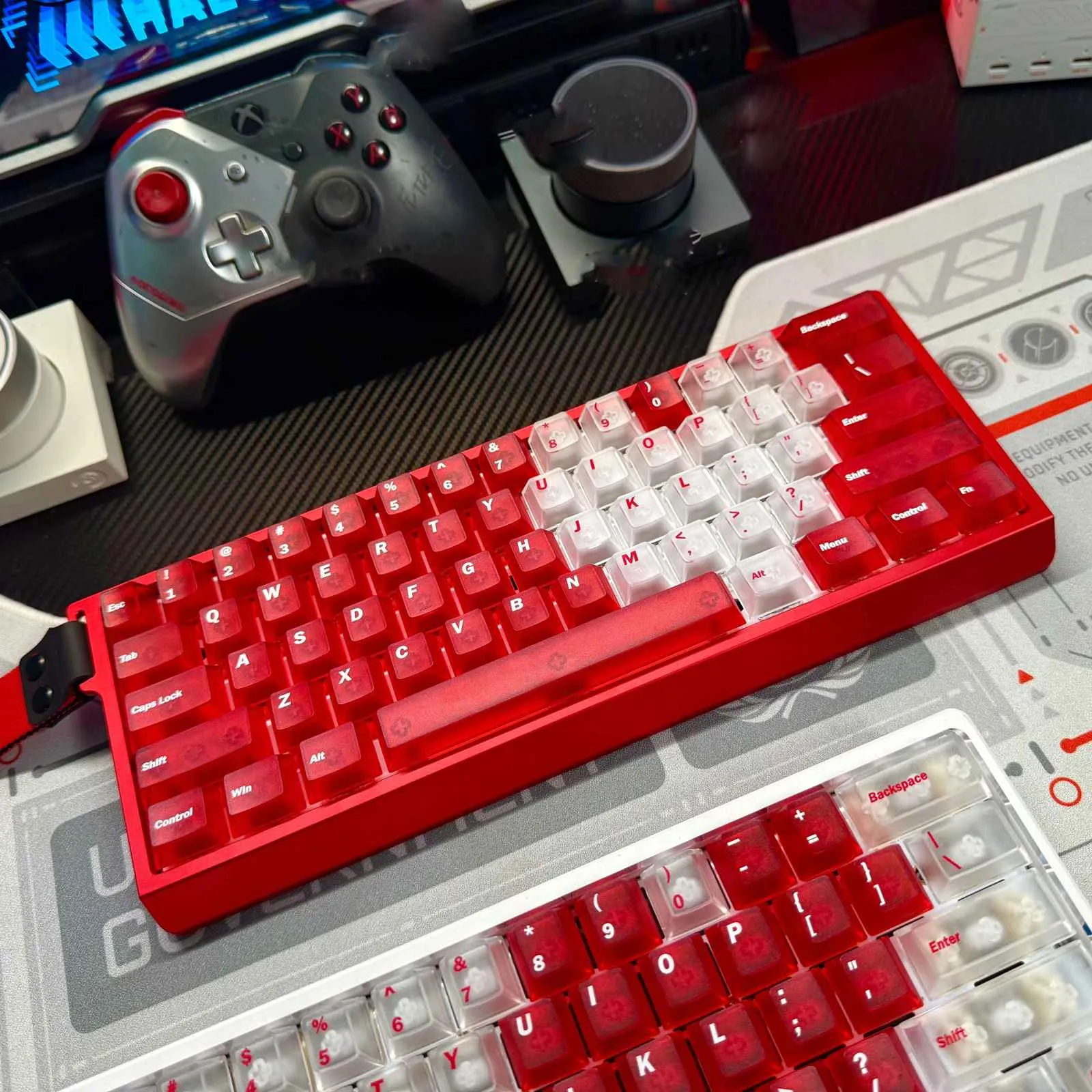 translucent-heart-oem-keycap-set-red